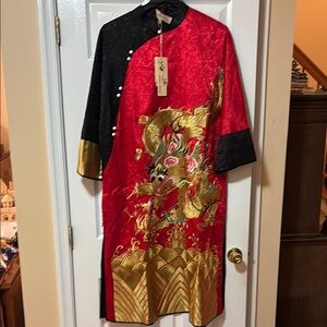 Beautiful Embroidered Dragon Kimono Style Dress/Robe Red Black & Gold Side Slit